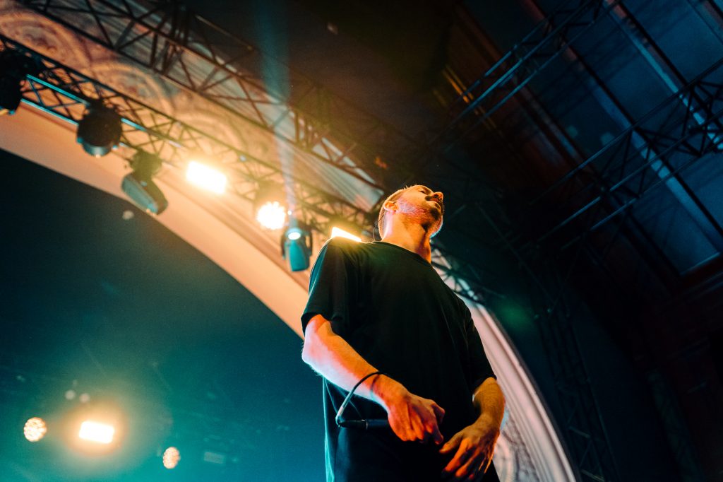 Annisokay live im Haus Auensee in Leipzig. Konzertfotografie. Live-Music-Photography.