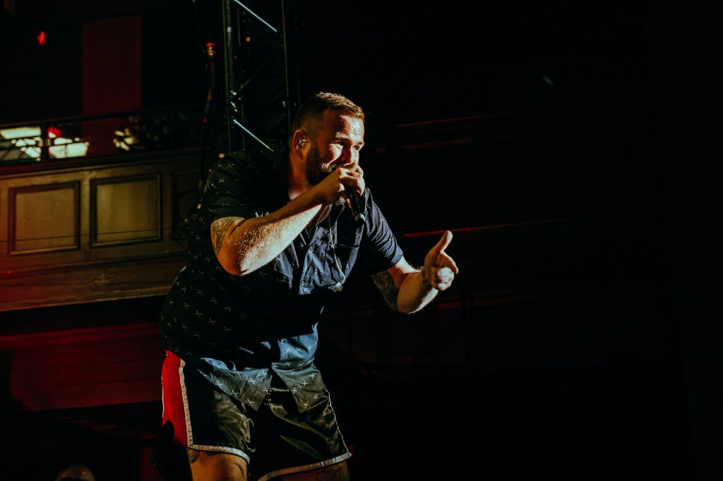 Feine Sahne Fischfilet live im Haus Auensee in Leipzig. Konzertfotografie. Live-Music-Photography.