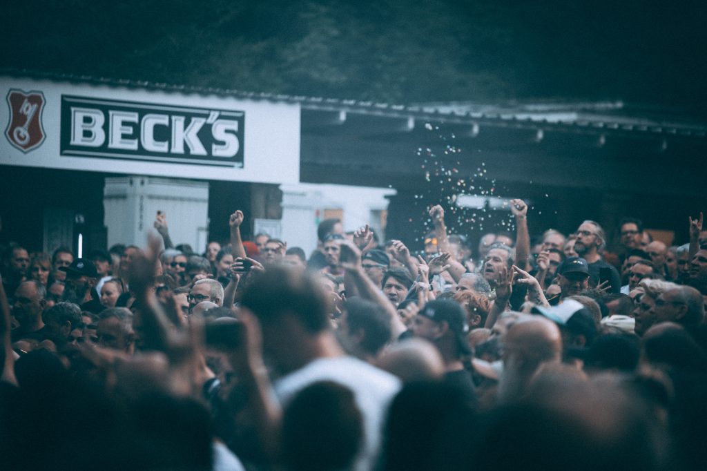 Das Publikum hat Spaß. Concert Photography Leipzig.